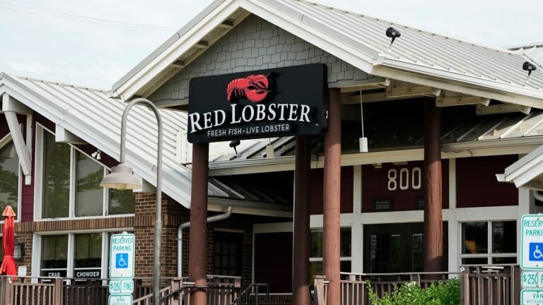 What Time Does Red Lobster Close? Definitive Guide